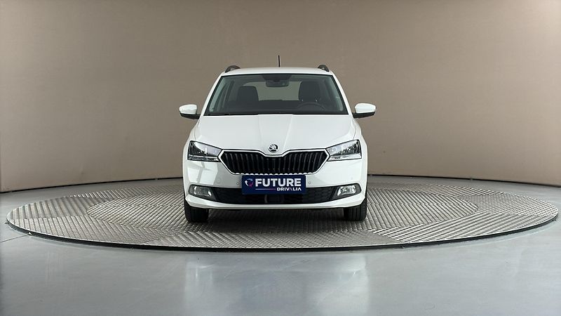 Škoda Fabia 1.0 TSI Ambition Combi - fotka 3 z 23