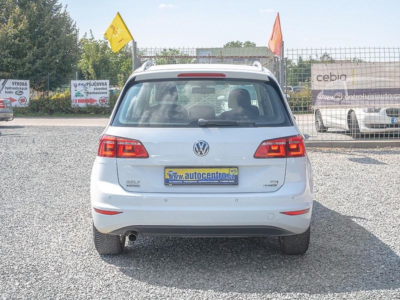 Volkswagen Golf Sportsvan (2015) ČR 1.6TDI 81KW – CEBIA 5*!! - fotka 6 z 57