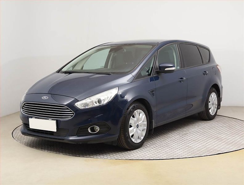 Ford S-MAX (2015) 2.0 TDCi, Serv.kniha, Tempomat - fotka 2 z 20
