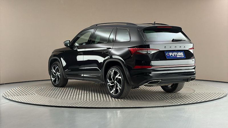 Škoda Kodiaq 2.0 TSI DSG 4x4 RS - fotka 2 z 30