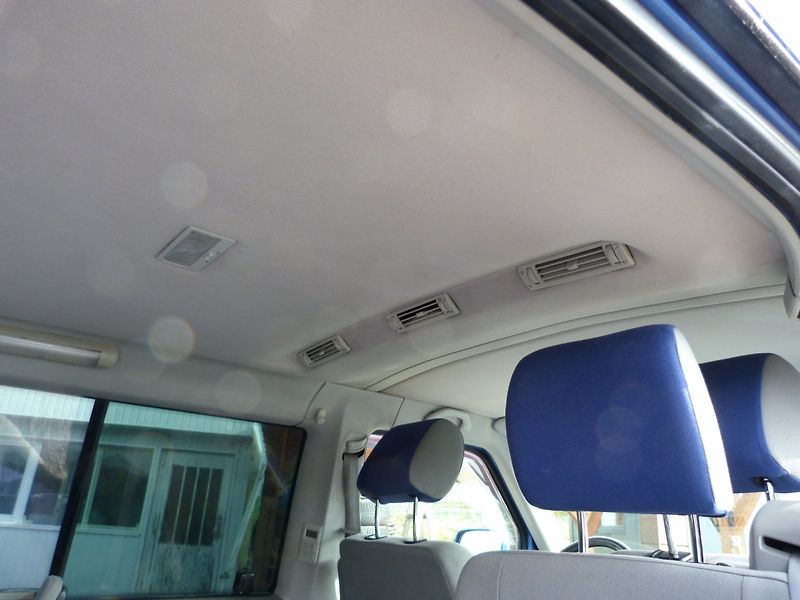 Volkswagen Multivan 2,5 TDI Atlantis - fotka 17 z 36