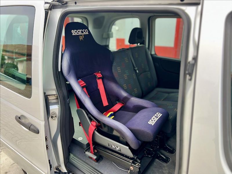 Mercedes-Benz Vaneo 170 CDi / KLIMA - fotka 18 z 35