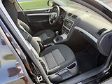 Škoda Octavia (2011) 2,0TDI 103 kW ELEGANCE 1MAJITE - náhled 17