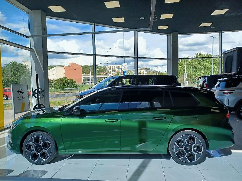 Opel Astra (2026) ST ULTIMATE 1,6T PHEV 195k AT - fotka 4 z 32