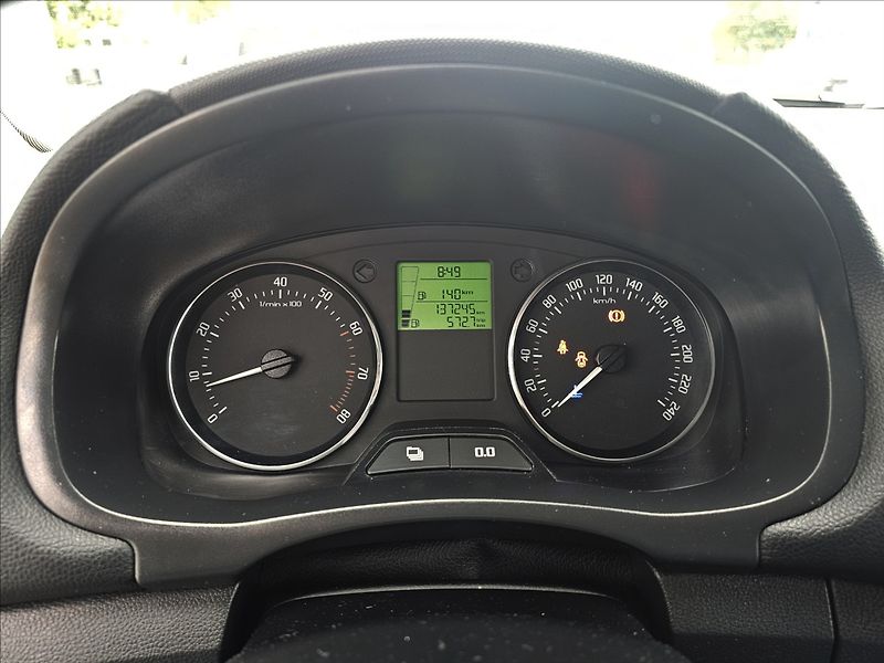 Škoda Fabia II 1,2 TSi 63KW Ambition - fotka 15 z 46