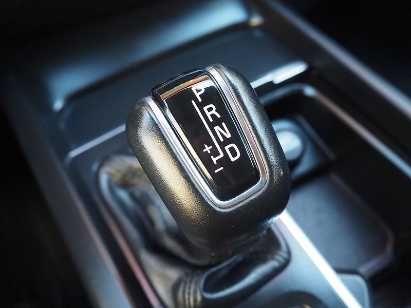 Volvo V60 (2019) 2.0 D3 momentum, nové rozvody - fotka 37 z 42