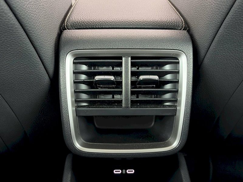 Škoda Octavia (2025) Combi DSG 1.5TSI 110kW Top Sel - fotka 26 z 31