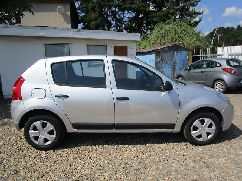Dacia Sandero 1.2 - 55KW - NOVÝ OLEJ+STK - fotka 5 z 15
