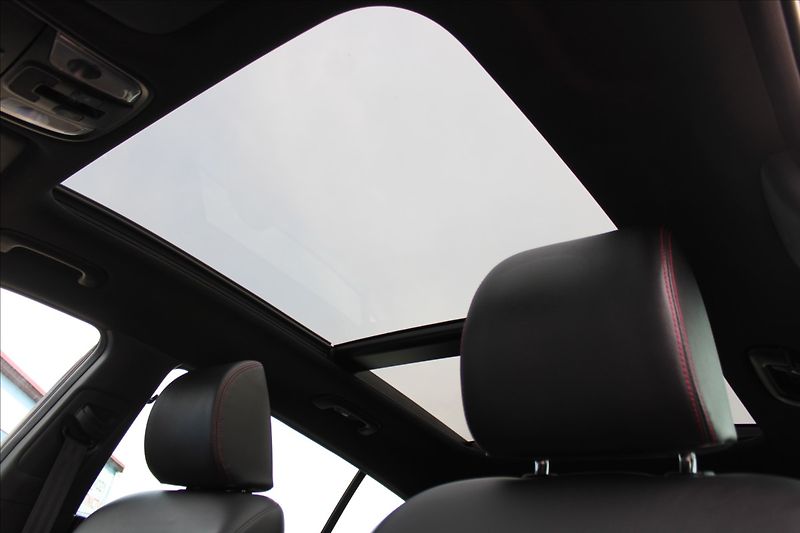 Kia Sportage 2,0 CRDi  ČR,A/T,4x4,GT-LINE - fotka 31 z 43