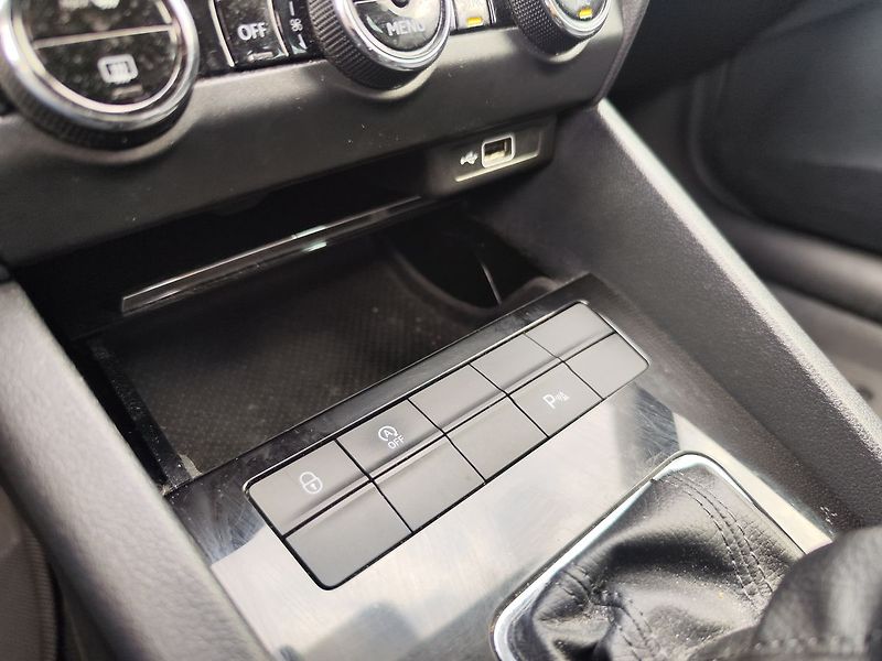 Škoda Octavia 2.0 TSI/140kW Style DSG - fotka 24 z 32
