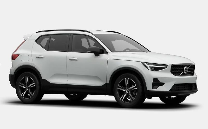 Volvo XC40 (2026) B4 AUT DARK PLUS - fotka 7 z 12