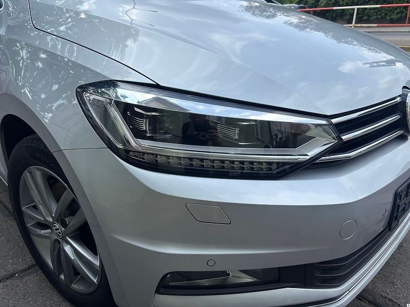 Volkswagen Touran 2.0TDi/2017/7MÍST.MAN6.110KW-Z - fotka 13 z 50