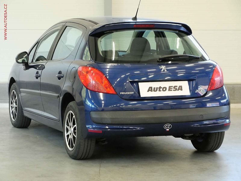 Peugeot 207 (2009) 1.4i, 2.maj,ČR, servis.kniha - fotka 6 z 19