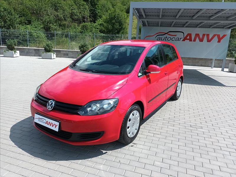 Volkswagen Golf Plus 1,6 TDI,66KW,SERVISKA,TAŽNÉ - fotka 1 z 39