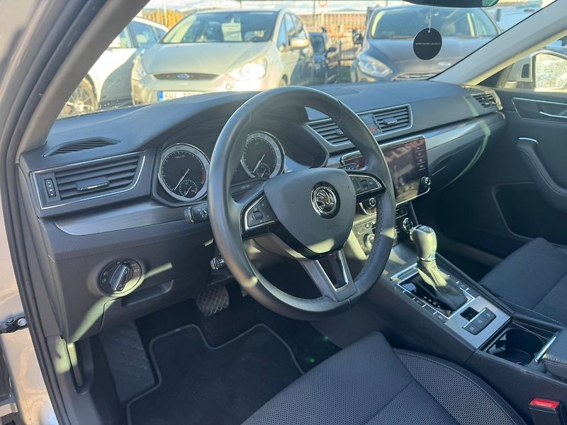 Škoda Superb (2019) DSG 2,0 TDI 140 KW STYLE+ SŠA - fotka 21 z 49