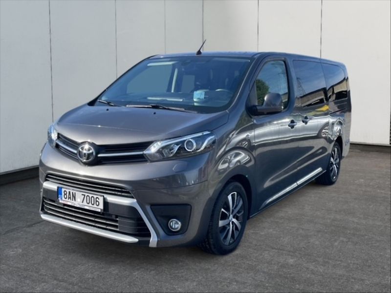 Toyota ProAce Verso 2,0 D-4D 180k L2 VIP - fotka 3 z 11