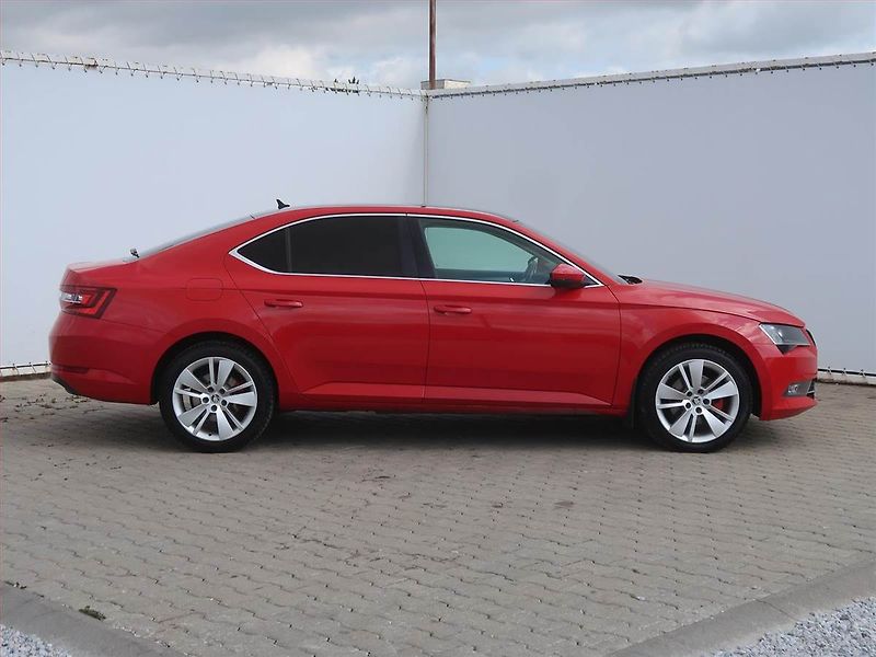 Škoda Superb (2017) Style 2.0 TDI, 4X4, Navi - fotka 6 z 18