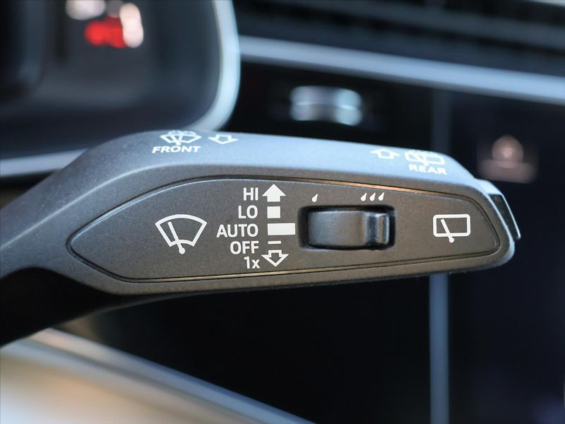 Audi Q7 3,0 TDI quattro tiptronic S li - fotka 22 z 42
