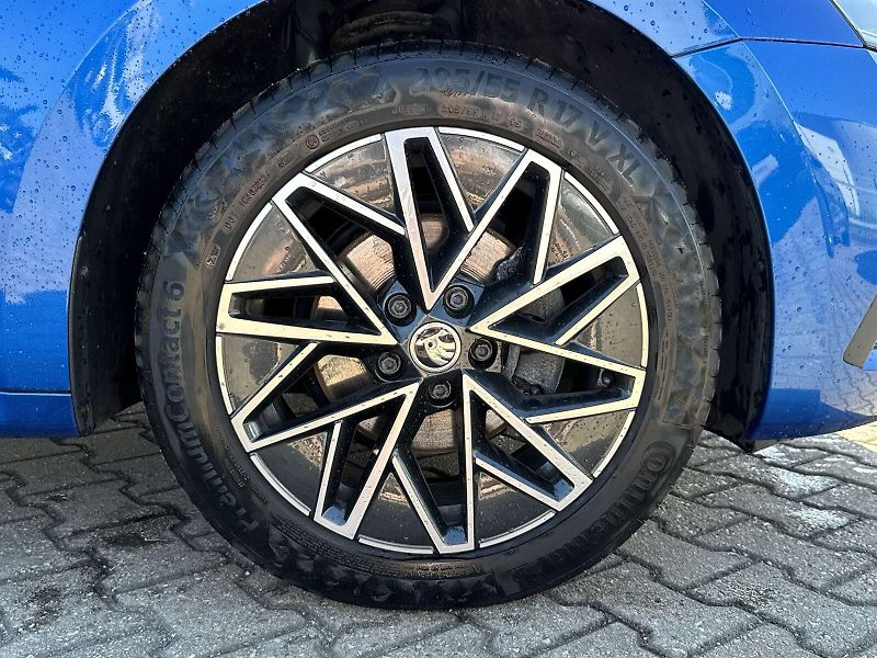 Škoda Octavia (2021) Combi 2.0 TDI DSG Ambition - fotka 31 z 35