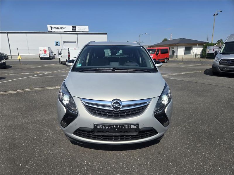 Opel Zafira 2,0 CDTI  TOURER 7 MÍST - fotka 2 z 35