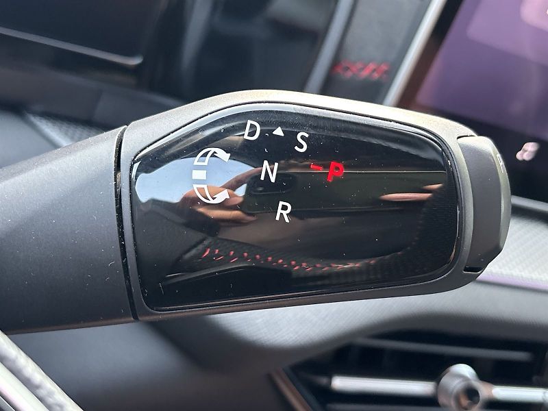 Škoda Kodiaq (2025) 2.0 TSI 4x4 DSG RS - fotka 15 z 33
