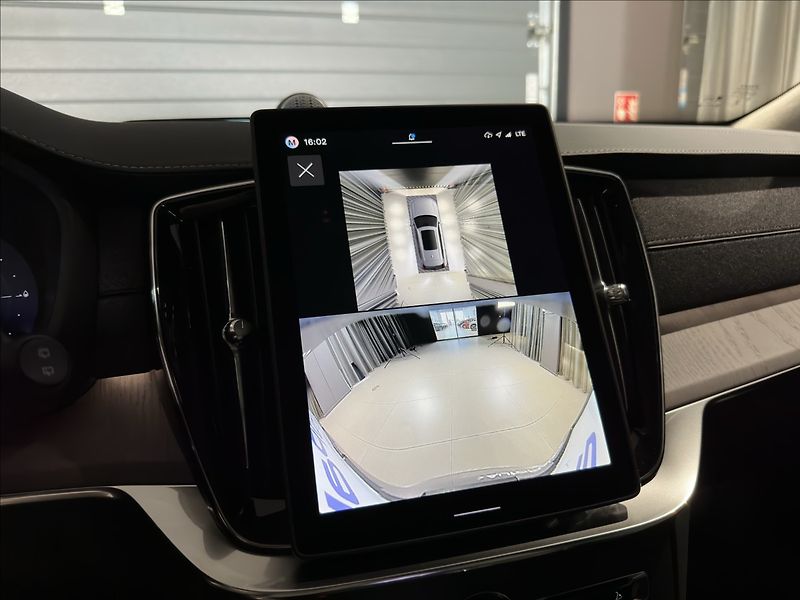 Volvo XC90 (2026) 2,0 T8  Ultra Bright - fotka 33 z 42