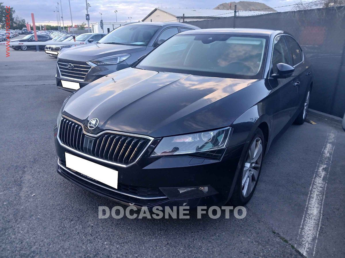 Škoda Superb 2.0TDi 4x4, ČR, DSG, LED