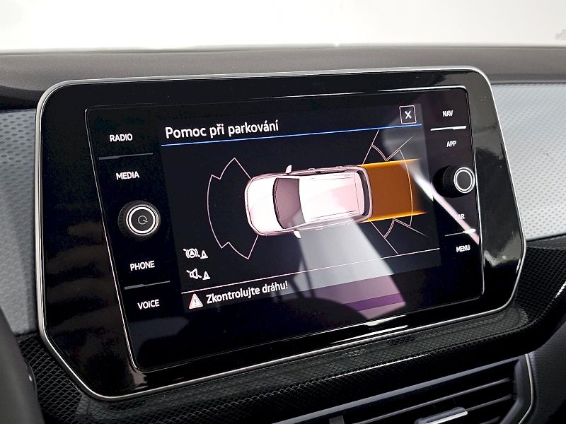 Volkswagen T-Cross (2025) 1.0TSI 85kW DSG GOAL TAŽNÉ NAV - fotka 20 z 27