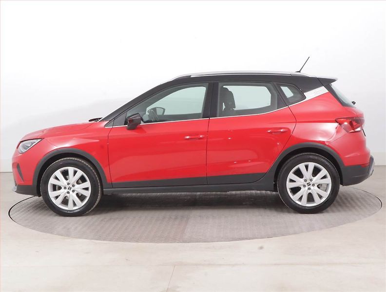 Seat Arona (2023) Xperience 1.0 TSI, Serv.kniha - fotka 3 z 15