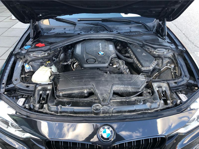 BMW Řada 3 d xDrive M paket - fotka 28 z 28
