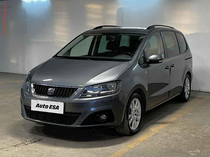 Seat Alhambra (2012) 2.0 TDi, DSG, panor, navi, TZ - fotka 3 z 16