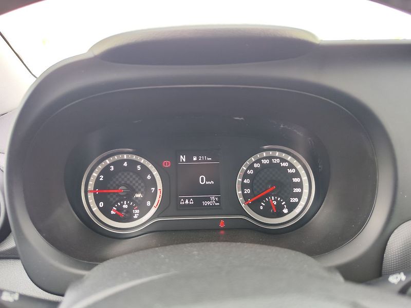 Hyundai i10 1.0i/49kW Comfort AMT - fotka 13 z 26
