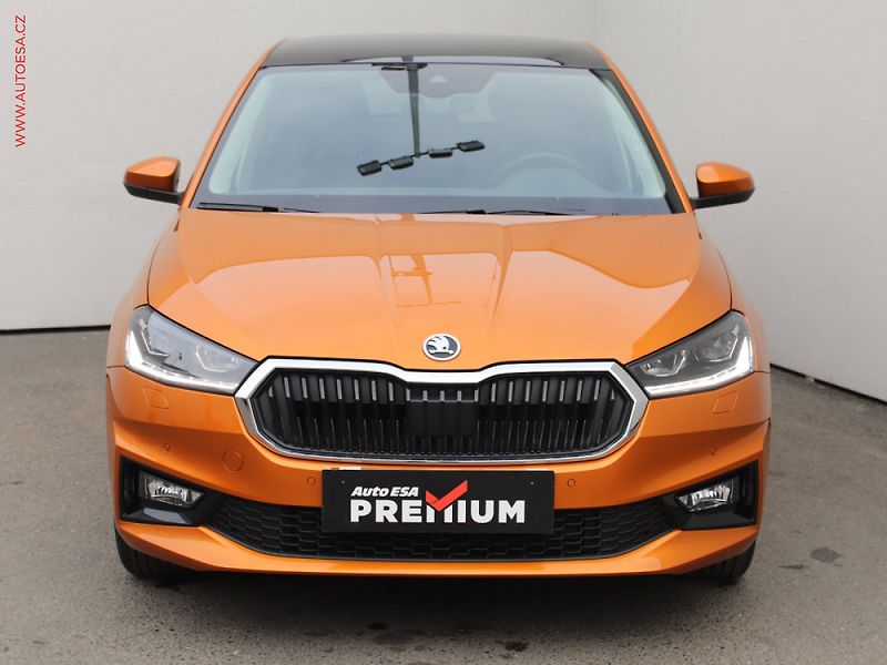 Škoda Fabia (2022) 1.0TSi, 1.maj,ČR, Style, LED - fotka 2 z 3