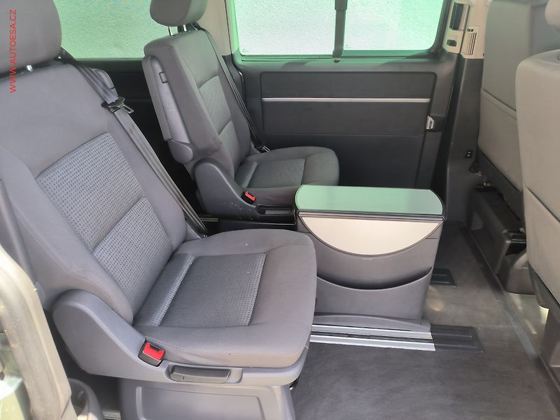 Volkswagen Multivan (2008) 2.5TDI 4x4, ČR, servis.kniha - fotka 11 z 21