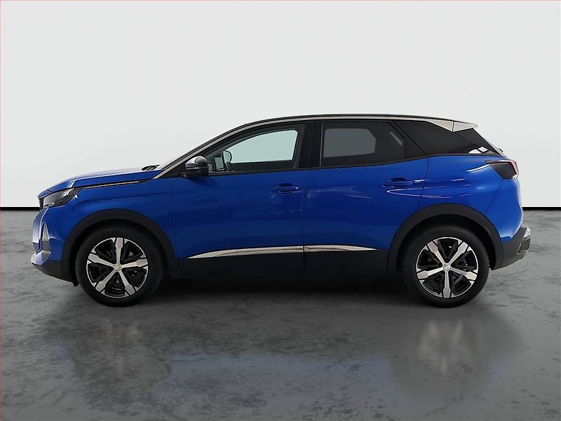 Peugeot 3008 (2023) 1.2 PureTech - fotka 3 z 18