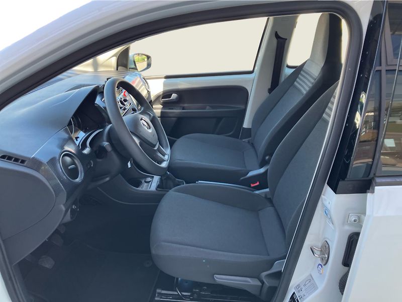 Volkswagen up! 1.0 MPI 48 kW KLIMA - fotka 11 z 30