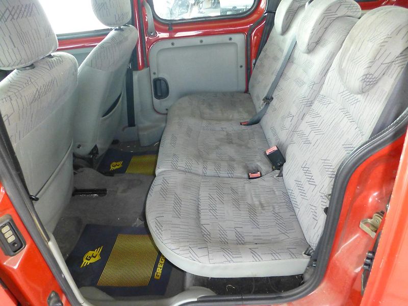 Renault Kangoo (2006) 1,2i*KLIMA**RAMPA NA VOZÍK!!!! - fotka 12 z 22