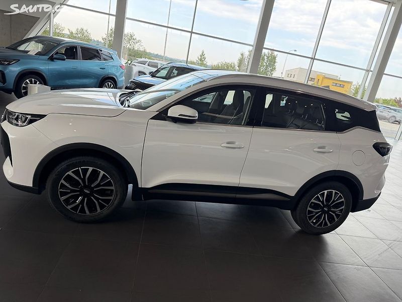Chery Tiggo 7 (2026) 1.6 108KW DCT LUXURY - fotka 3 z 26