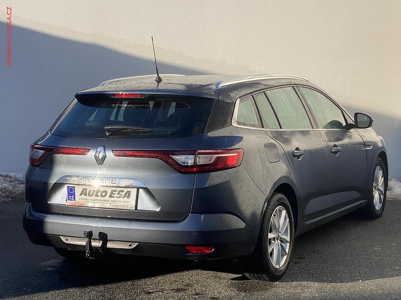 Renault Mégane (2020) 1.3 TCe, TZ, navi, kamera - fotka 4 z 17