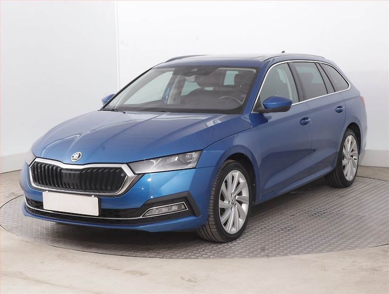 Škoda Octavia (2023) Style 2.0 TDI - fotka 2 z 19