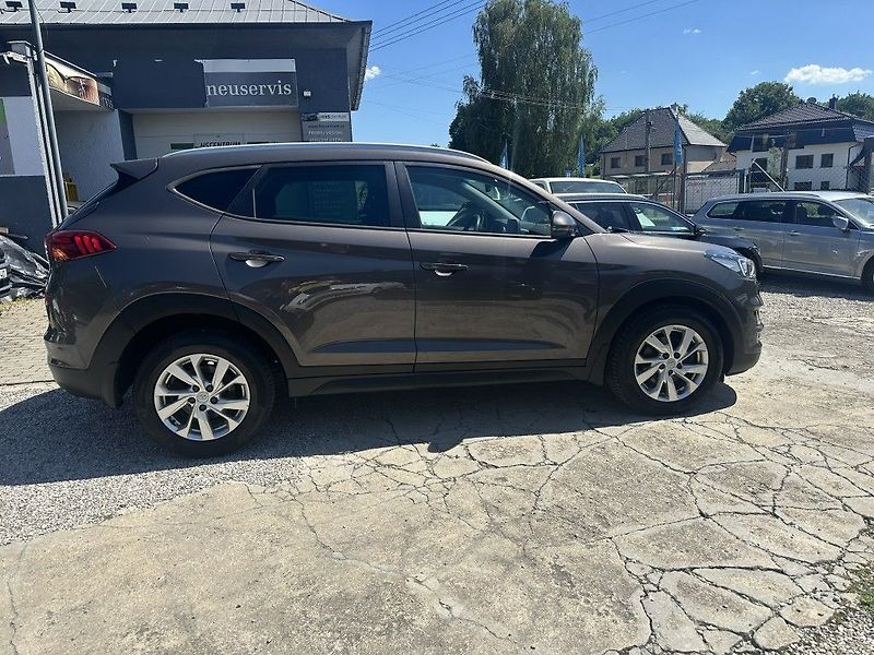 Hyundai Tucson 1.6  130kW - fotka 8 z 30