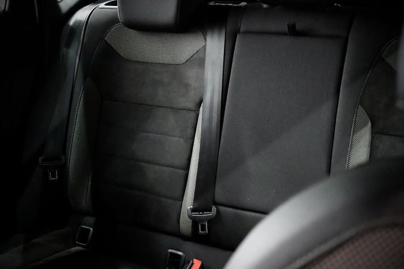 Seat Ateca 1.4 TSI 110 kW DSG 4Drive - fotka 21 z 47