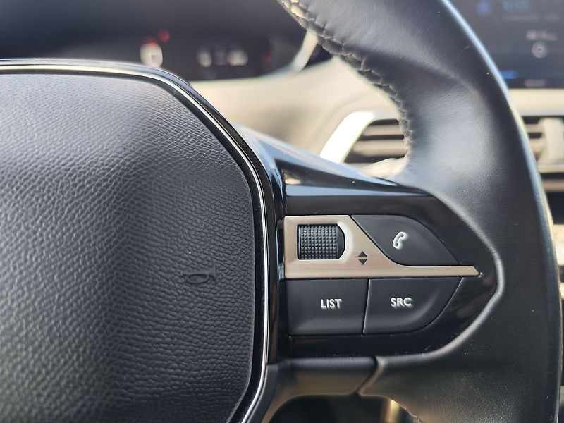 Peugeot 3008 1.6 HDI/88kW Active - fotka 24 z 32