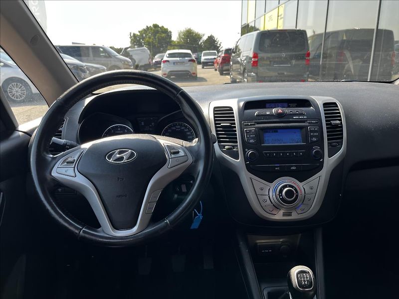 Hyundai ix20 1,4   CVVT - fotka 8 z 18