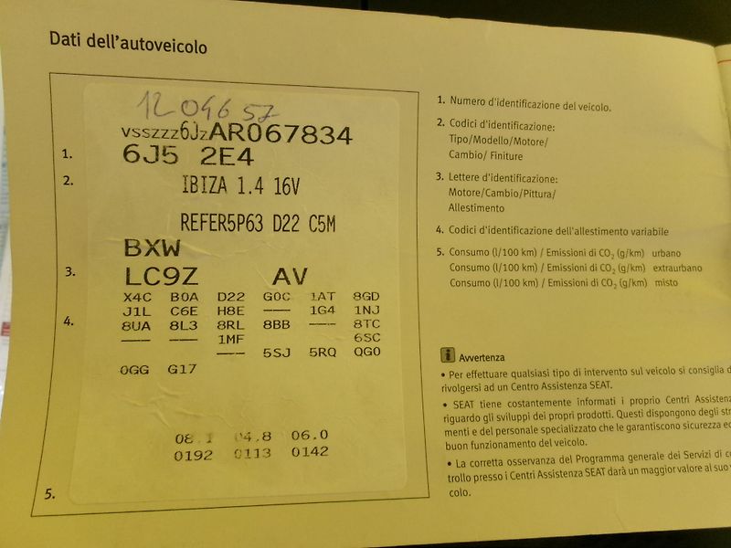 Seat Ibiza (2009) 1,4 16V KLIMA - fotka 25 z 27
