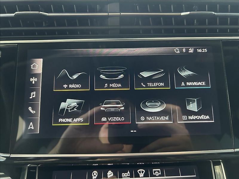 Audi Q7 3,0   50 TDI,QUATTRO,S-LINE - fotka 15 z 37