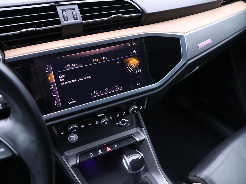 Audi Q3 2,0 TDI Advanced Virtual CZ DP - fotka 21 z 34