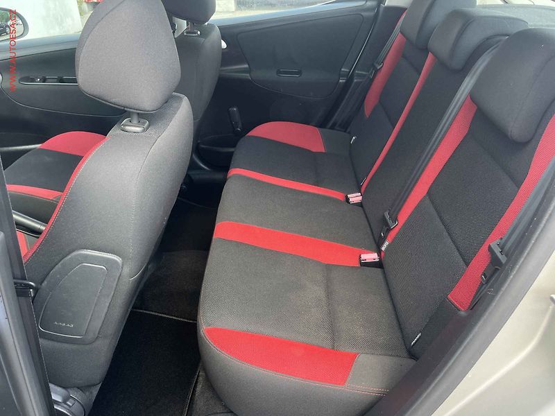 Peugeot 207 (2008) 1.4i, 2.maj,ČR, AC - fotka 10 z 13