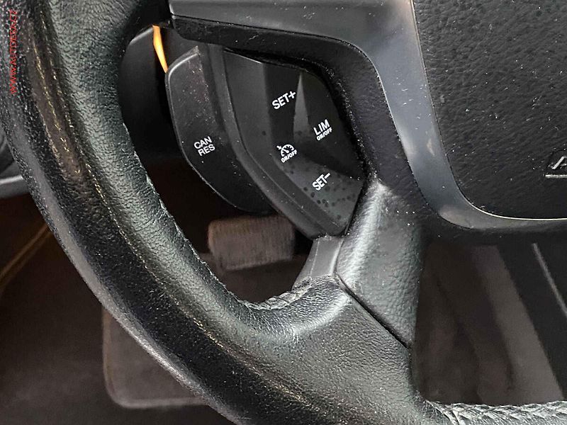 Ford Kuga (2013) 2.0TDCi 4x4, AT, navi, xenon - fotka 13 z 19