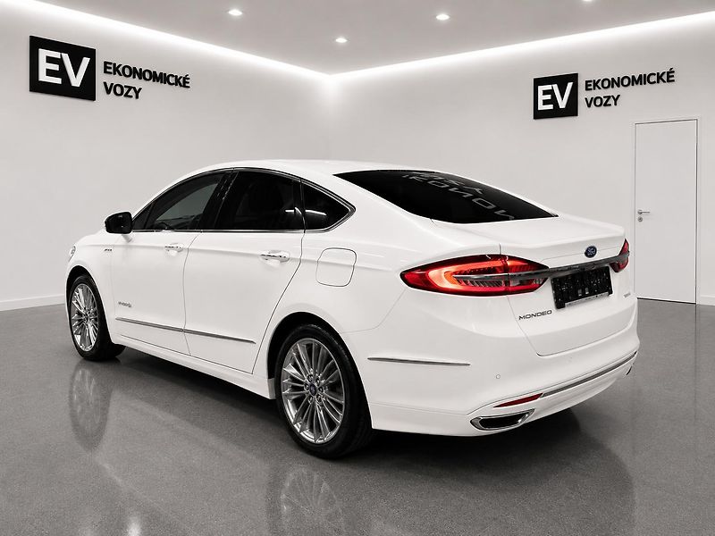 Ford Mondeo (2020) 2.0hev,VIGNALE,MASÁŽ  - fotka 43 z 43